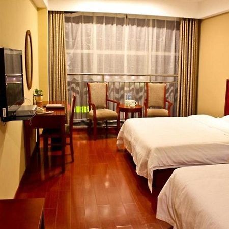 Greentree Inn Shandong Rizhao East Haiqu Road Business Hotel Exteriör bild