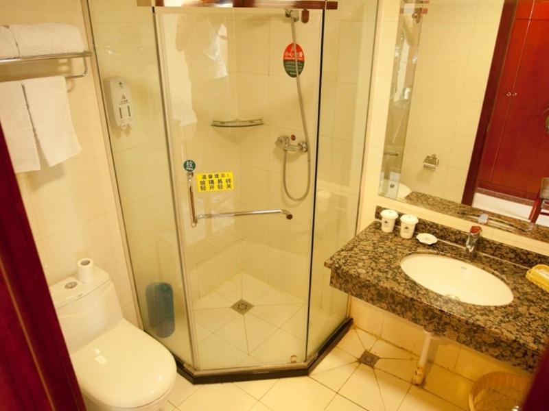 Greentree Inn Shandong Rizhao East Haiqu Road Business Hotel Exteriör bild